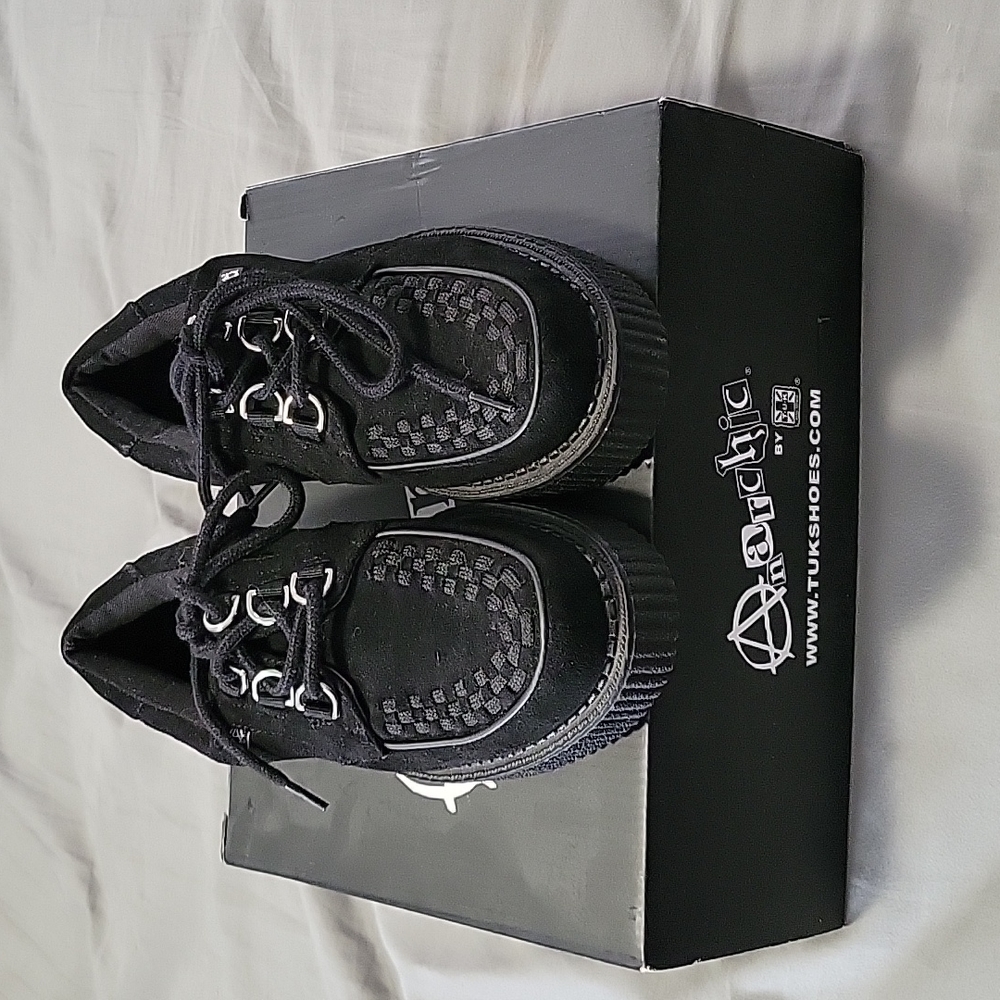 Anarchic by T.U.K black 3 ring creepers
